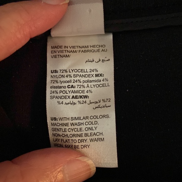 Chico’s Ankle Pants - Picture 7 of 9